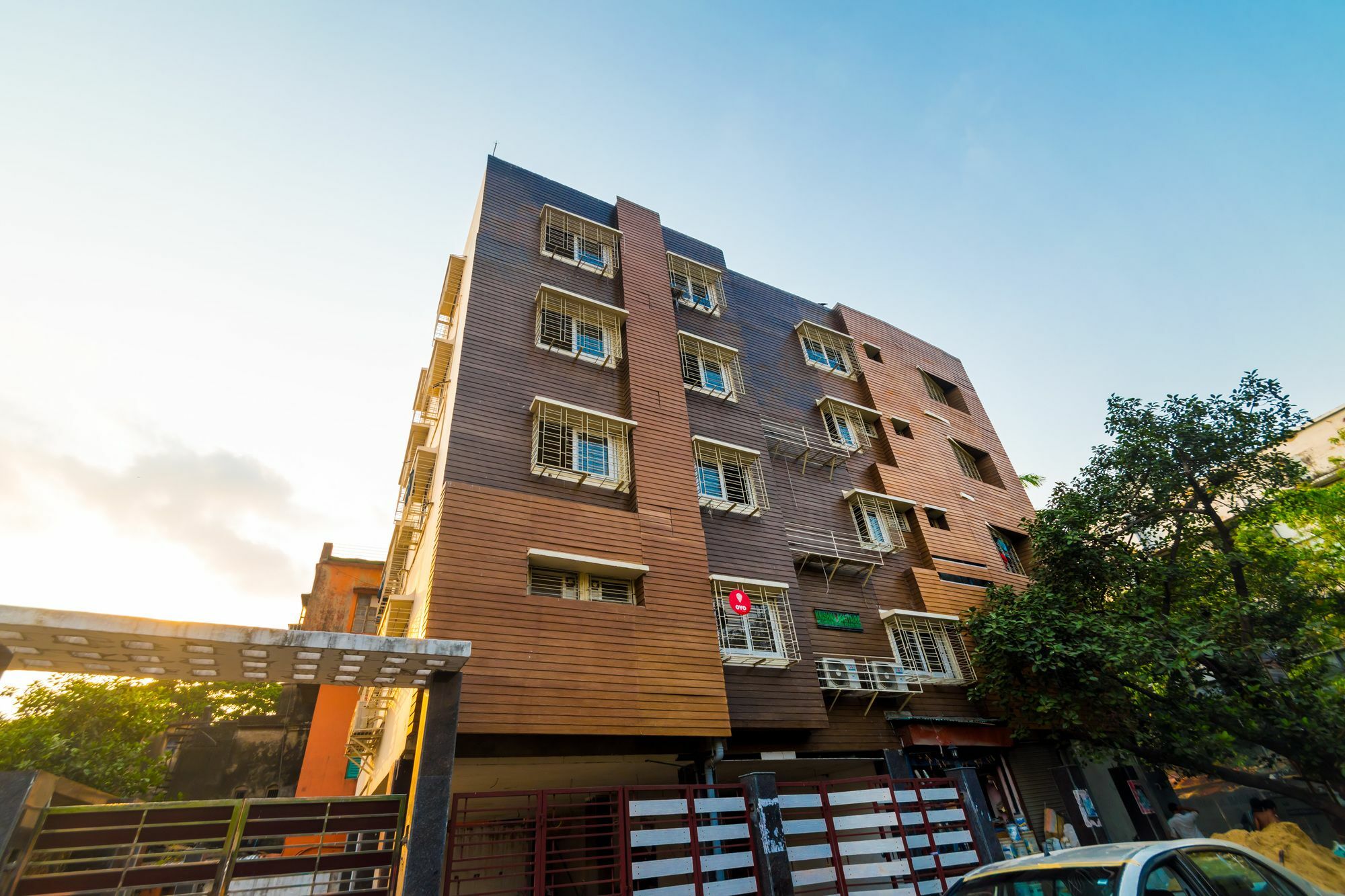 Oyo 3363 Near Sarat Bose Road Hotell Calcutta Exteriör bild