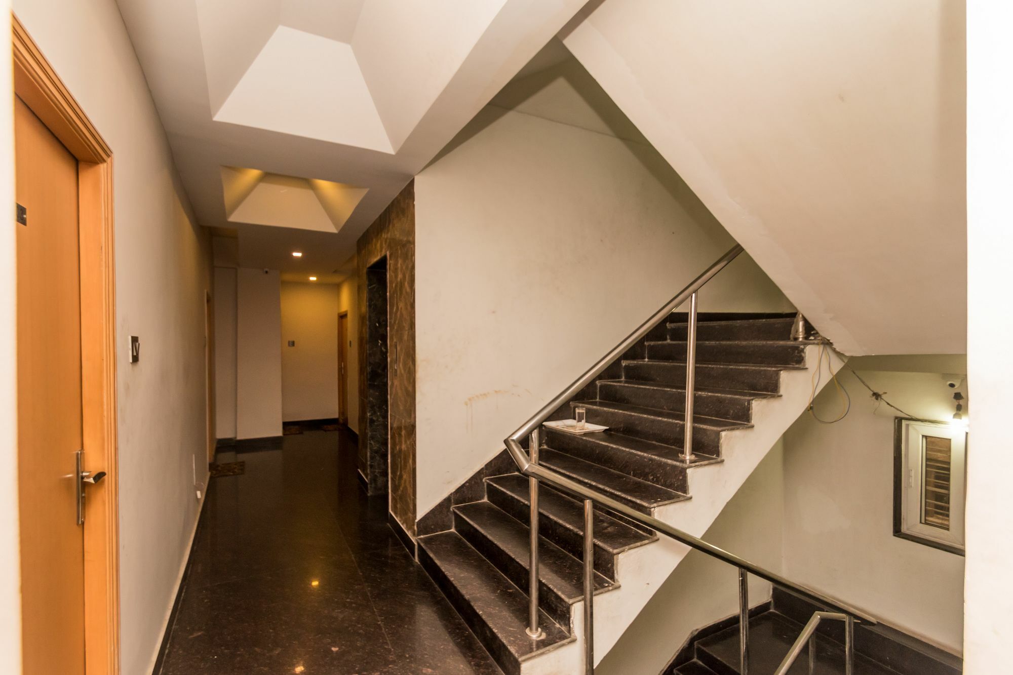 Oyo 3363 Near Sarat Bose Road Hotell Calcutta Exteriör bild